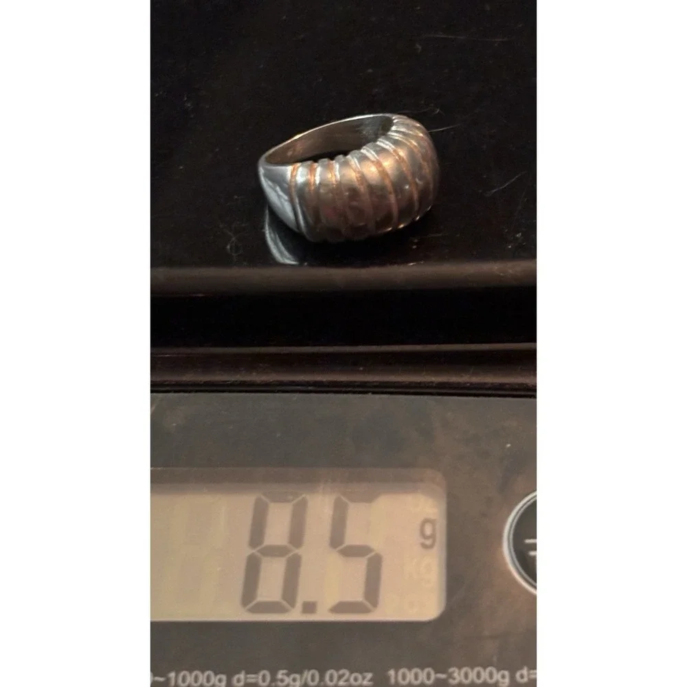925 Sterling Silver Ribbed Domed Ring / Size 6.75, 8.5 Grams